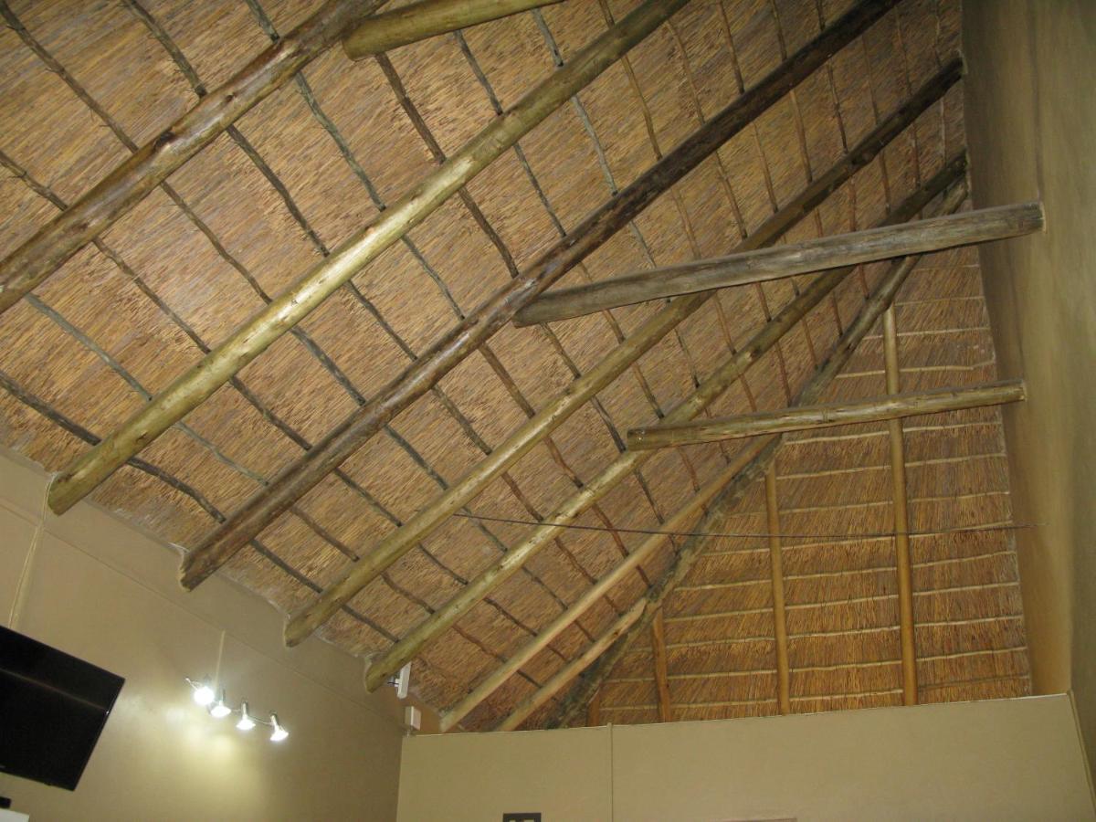 Aero Guest Lodge Kempton Park Exterior foto