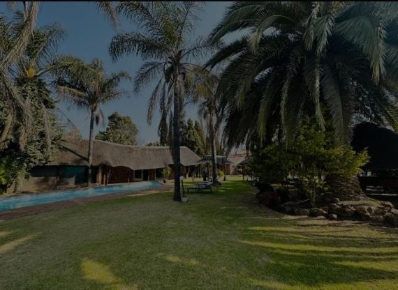 Aero Guest Lodge Kempton Park Exterior foto